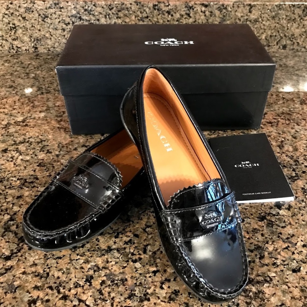 Coach Odette Black Patent Loafer; Size 6
